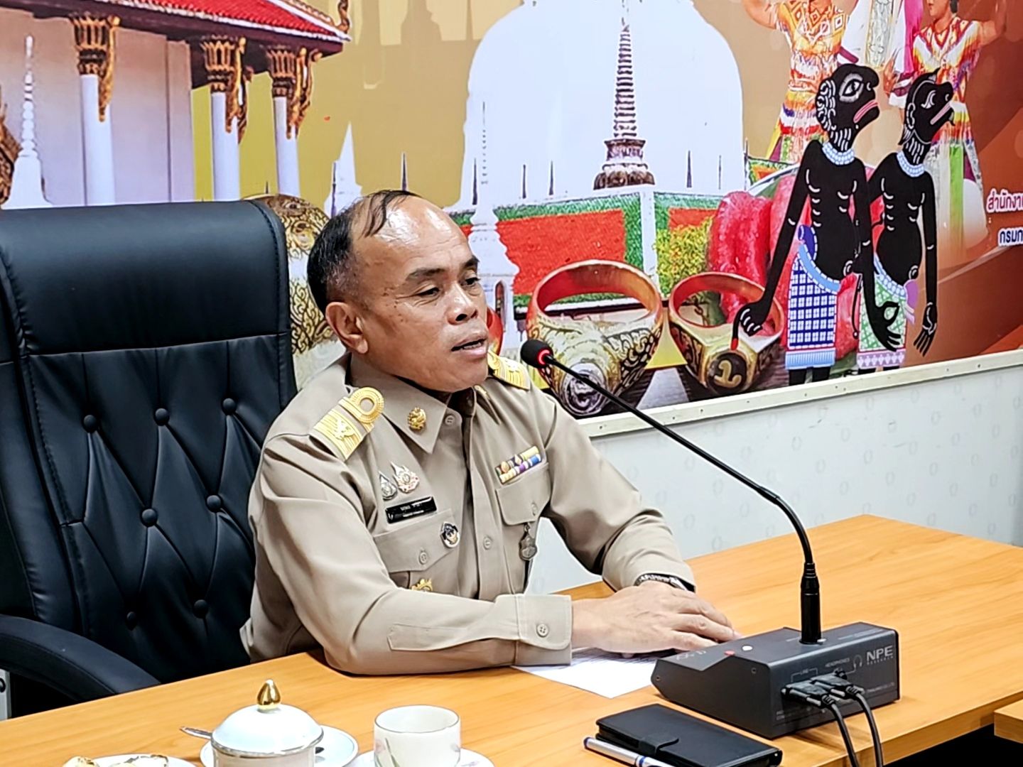 พช.นครศรีธรรมราช จัดประชุมเวทีคนคอนเพื่อติดตามความก้าวหน้าผลการดำเนินงานประจำสัปดาห์